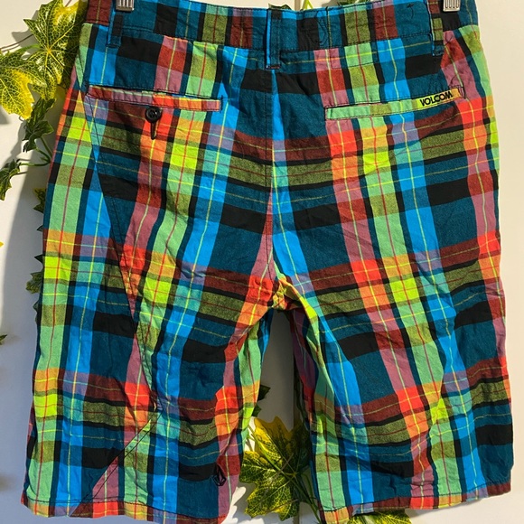 Volcom bright check men’s skate mid shorts 30 - Picture 7 of 12